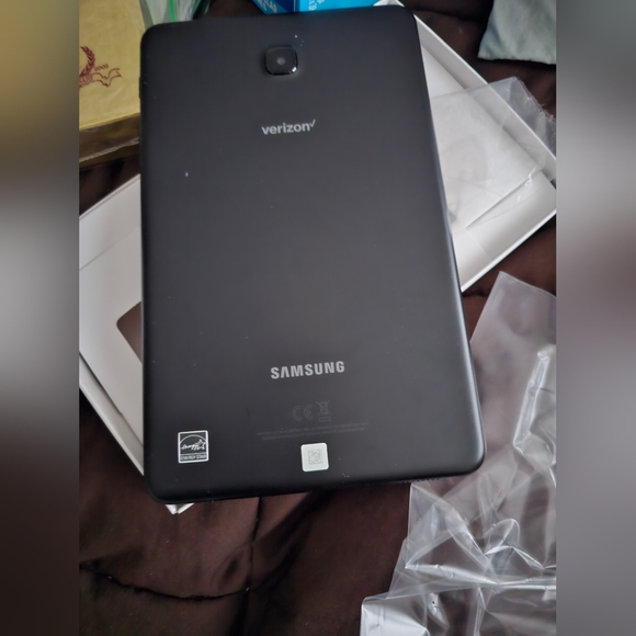 Galaxy 2018 8" Tab A - Picture 2 of 3